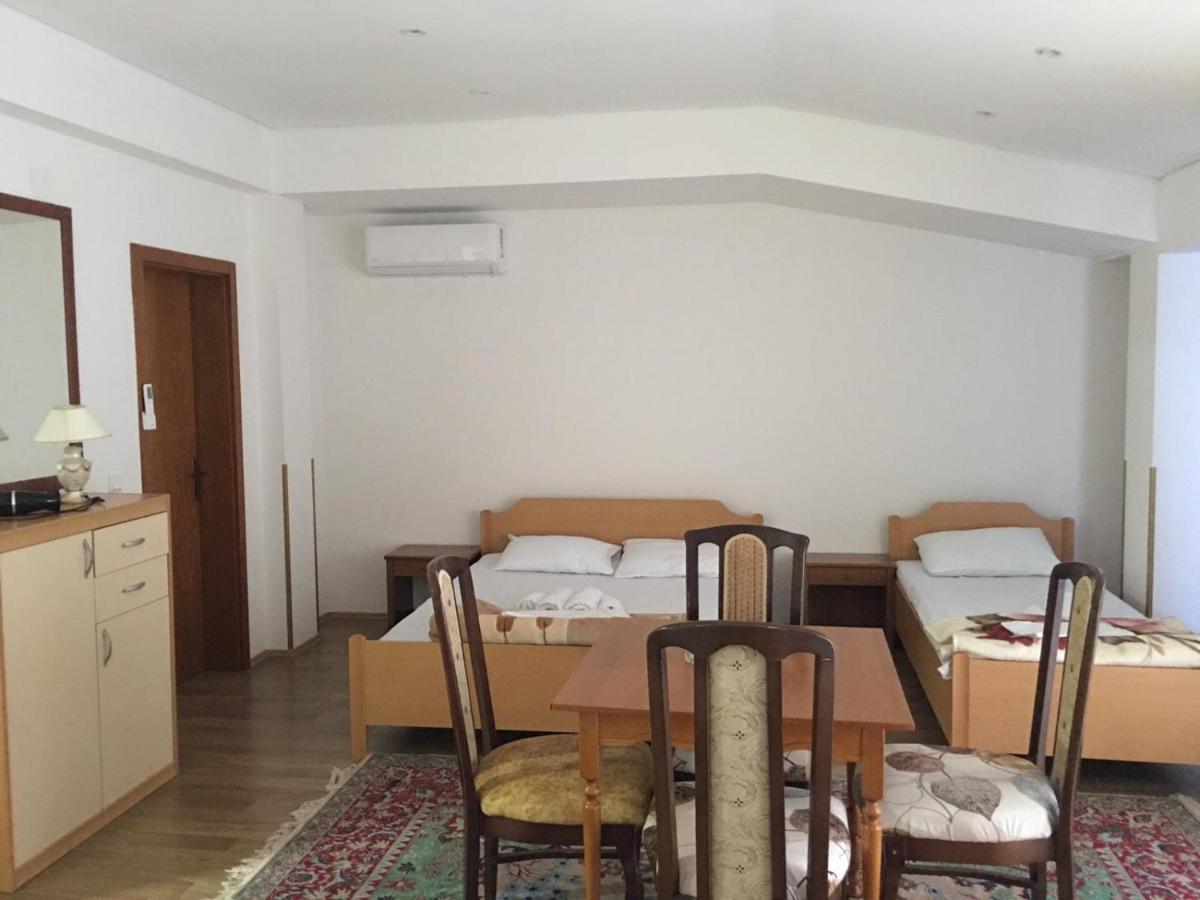 Hotel Diplomat Struga Eksteriør billede